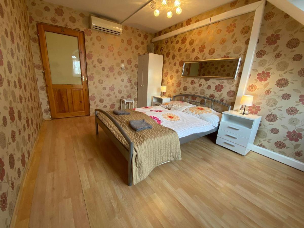 Hermina Apartmanhaz Budapest Luaran gambar